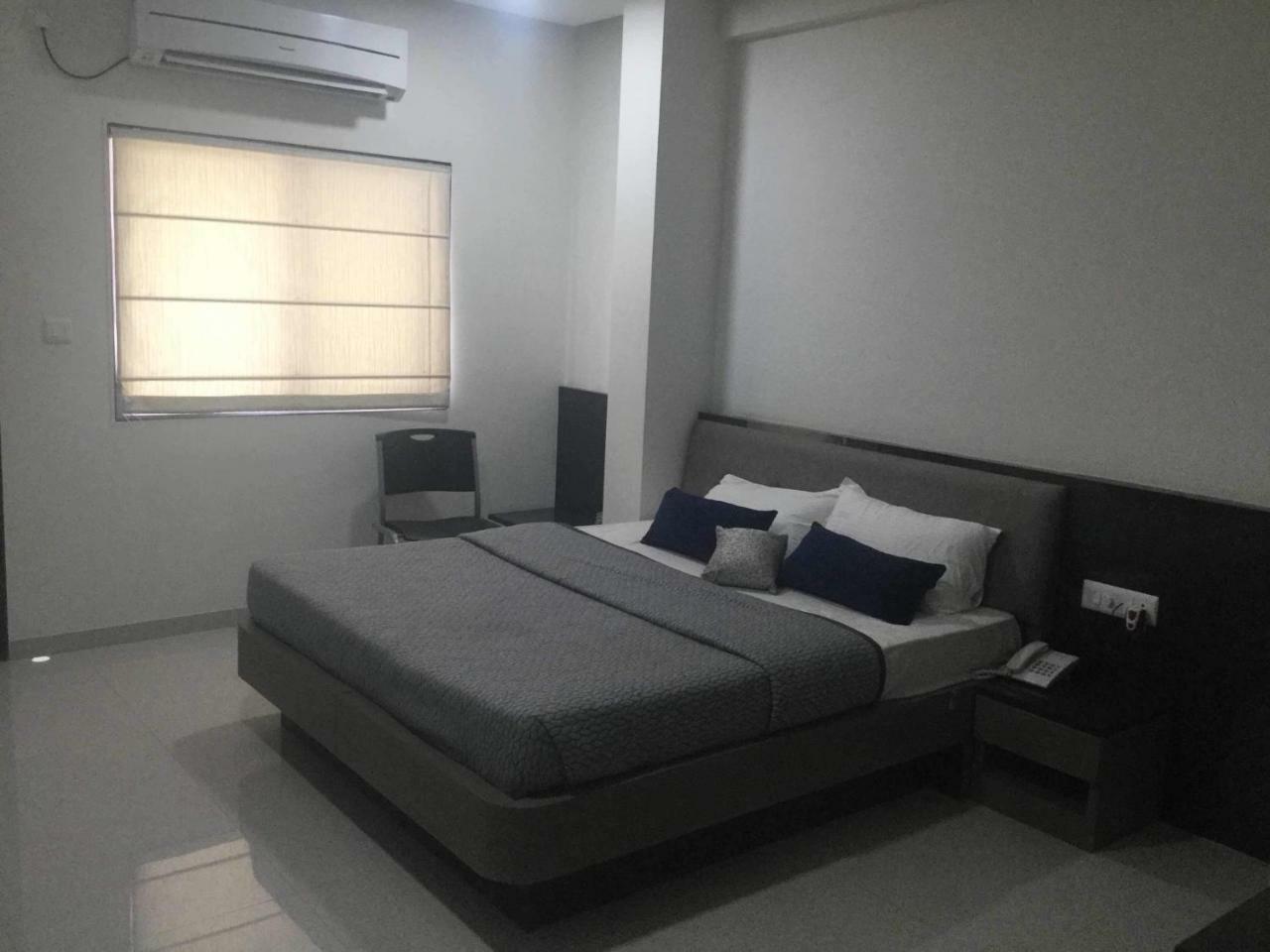 Sai Krupa Lawn And Regency, Buldhana Exterior foto